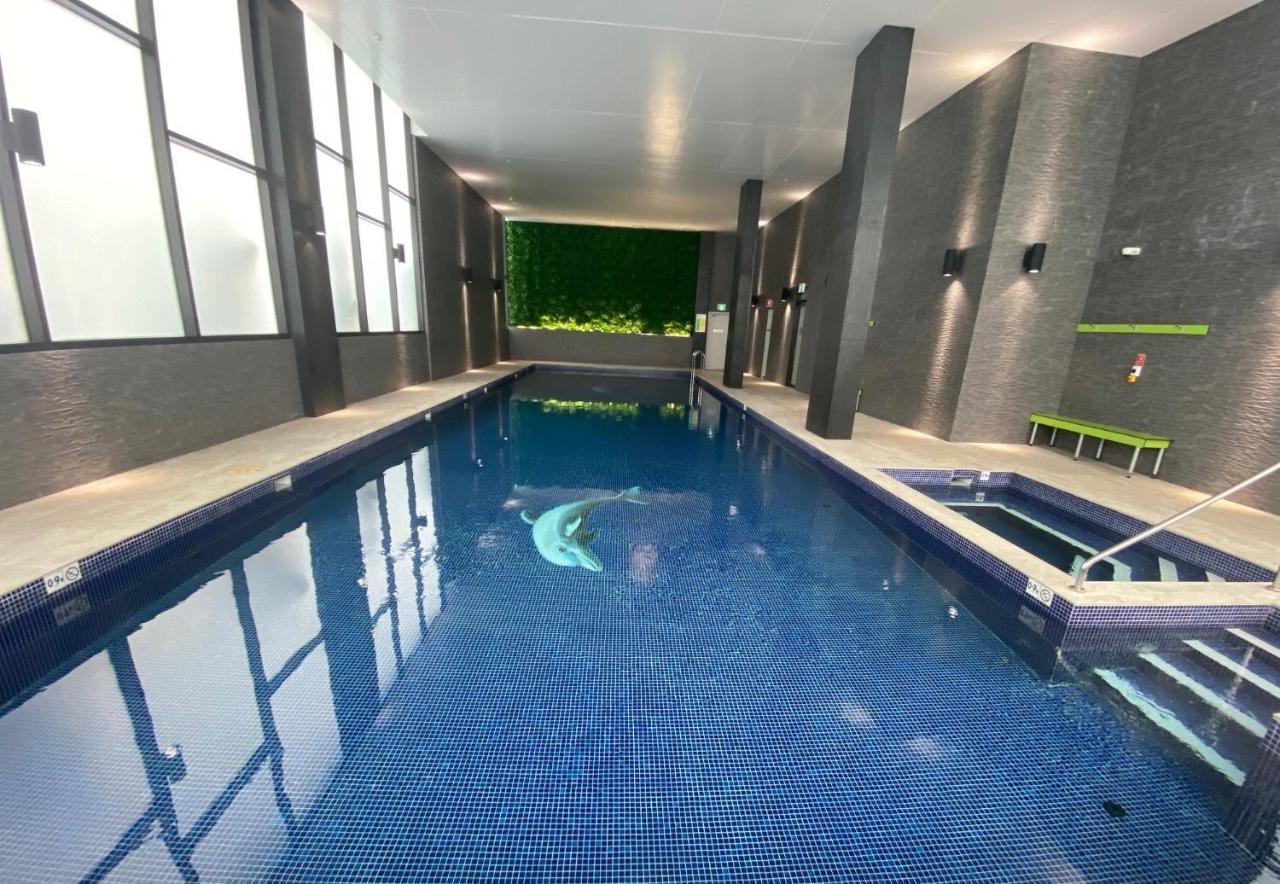 Luxury Holiday Apartment With Indoor Pool, Spa, Sauna, Gym, Netflix, Free Private Parking Cité de Cité de Sydney Extérieur photo